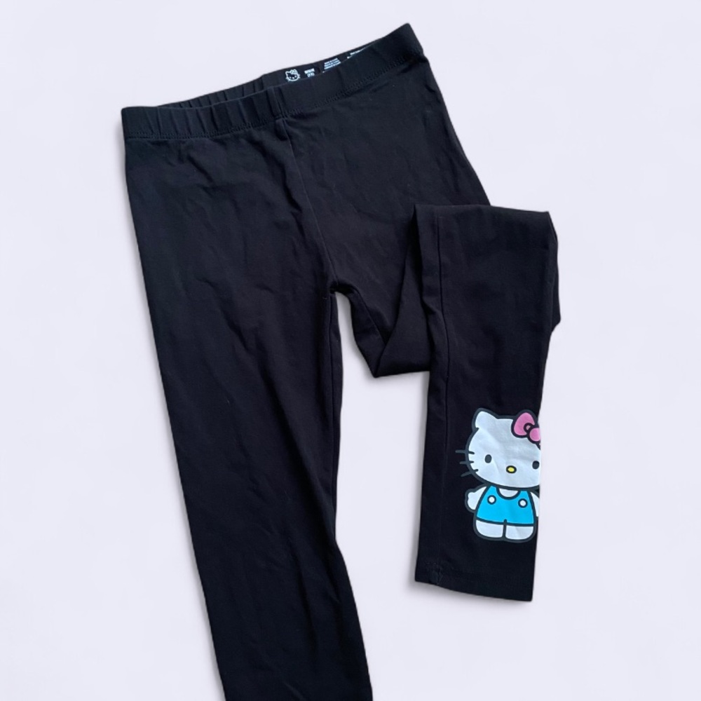 7/$20 hello kitty leggings